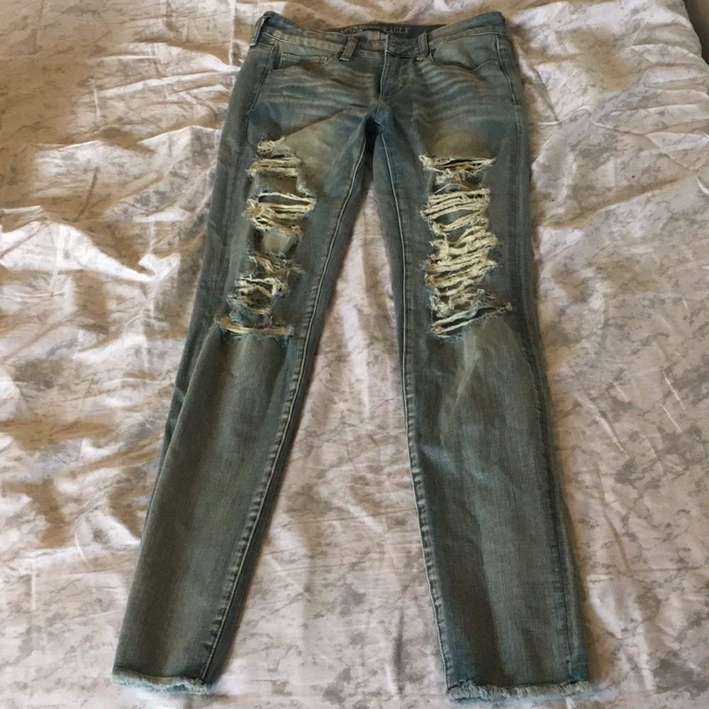 AE Destroyed Skinny Jeggings